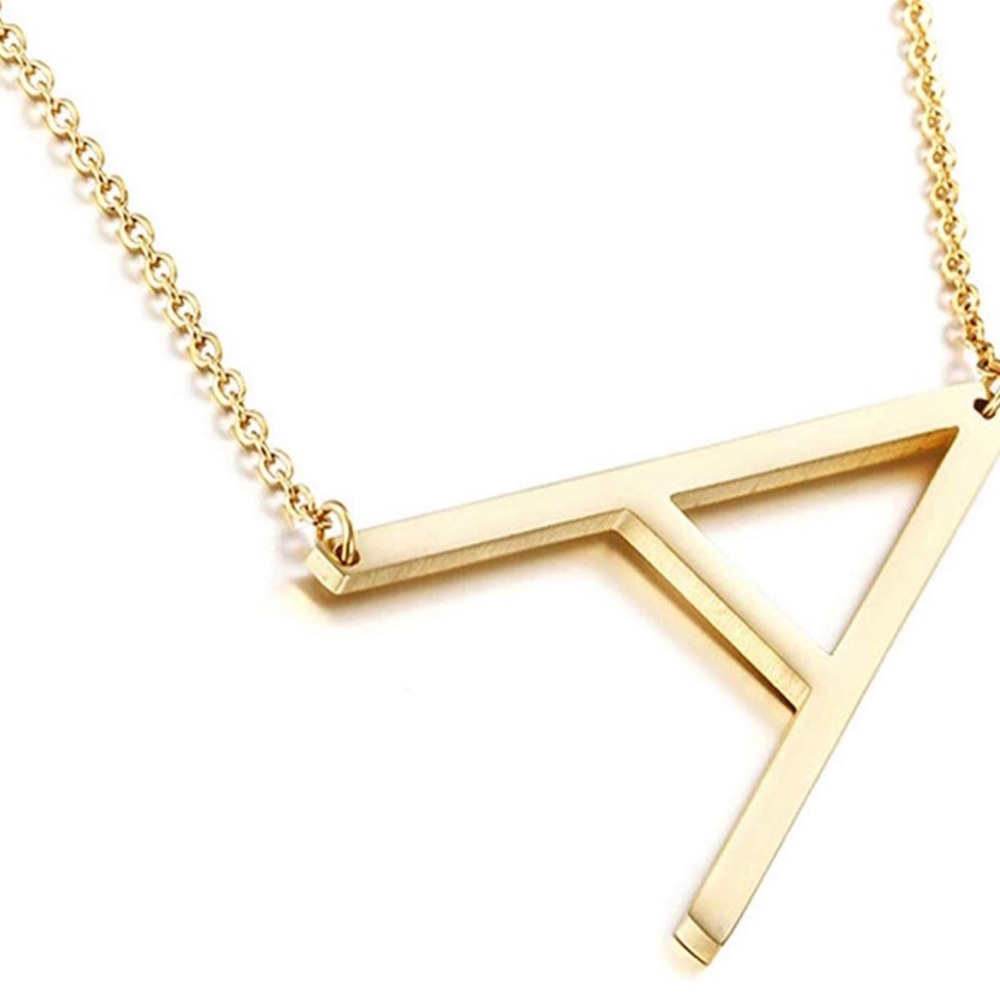 Initial necklace